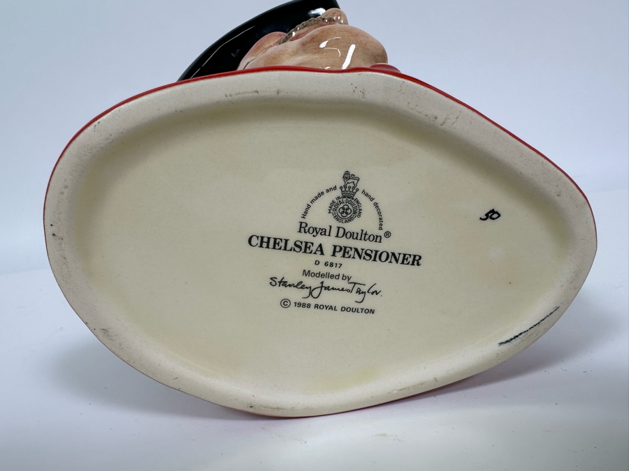Vintage 1988 Royal Doulton Toby Mug 'Chelsea Pensioner' D6817 Large Made In England 6.5H [Photo 6]