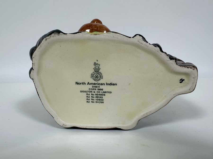 Vintage 1966 Royal Doulton Toby Mug 'North American Indian' D6611 Large Made In England 7.5H [Photo 6]