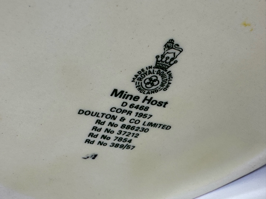 Vintage 1957 Royal Doulton Toby Mug 'Mine Host' D6468 Large Made In England 7H [Photo 7]