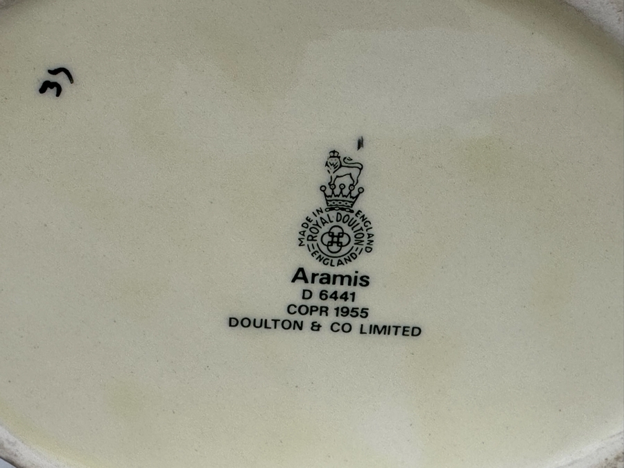 Vintage 1955 Royal Doulton Toby Mug 'Aramis' D6441 Large Made In England 7.25H [Photo 7]