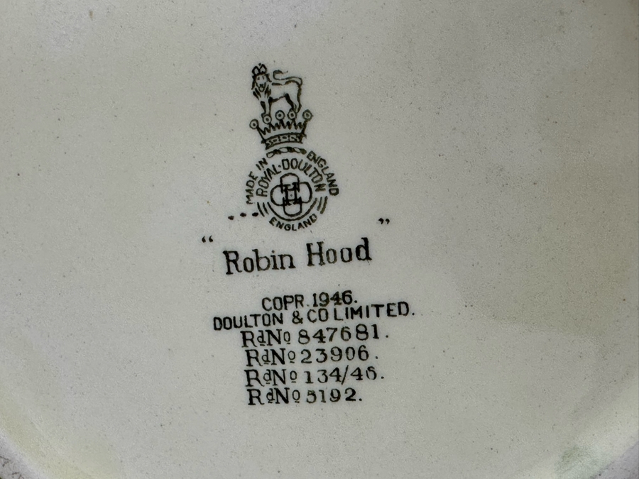 Vintage 1946 Royal Doulton Toby Mug 'Robin Hood' D6205 Large Made In England 6.5H [Photo 7]