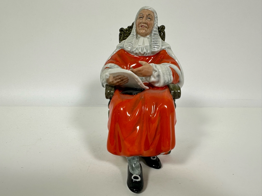 Vintage 1971 Royal Doulton Figurine 'The Judge' HN2443 Made In England 6.5H [Photo 2]