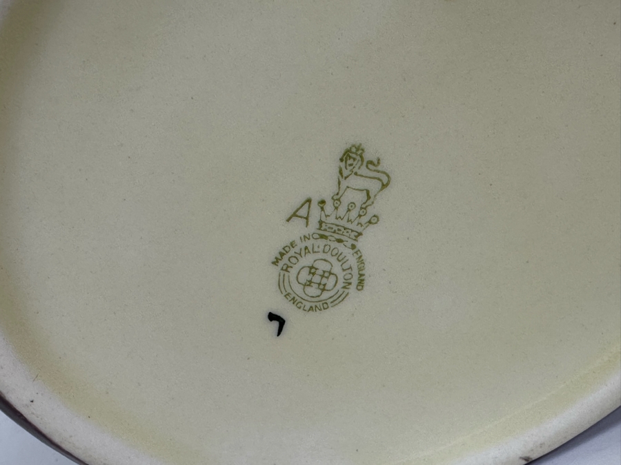 Vintage Early Royal Doulton 1936-1960 Toby Mug With 'A' Mark 'Tony Weller' Charles Dickens' Characters D5531 Large Made In England 5.5H Estimate $150 [Photo 8]