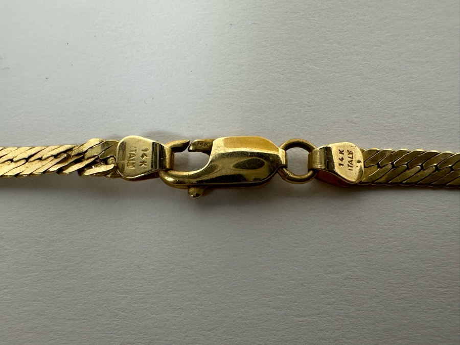 14K Gold Herringbone Chain 20' Necklace Italy (Some Damage To Chain Near Clasp - See Photos) 8.2g [Photo 11]