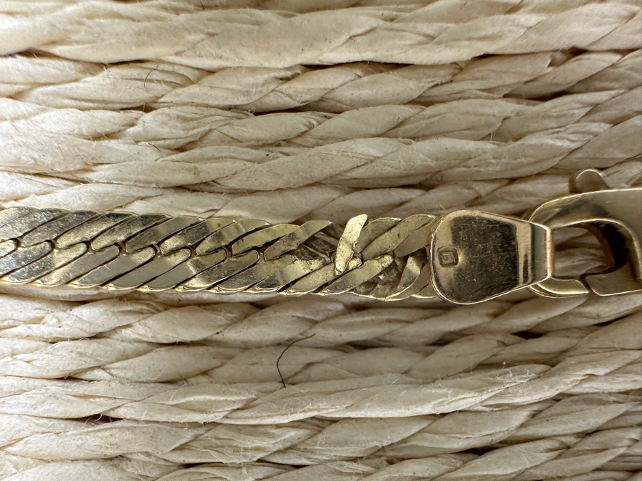 14K Gold Herringbone Chain 20' Necklace Italy (Some Damage To Chain Near Clasp - See Photos) 8.2g [Photo 9]