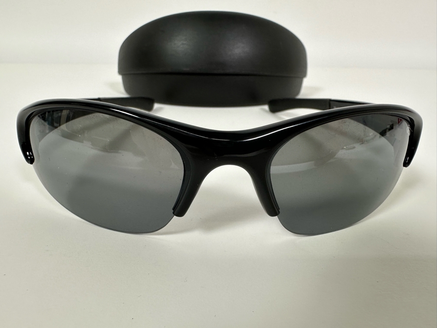Bolle Polarized Morph Sunglasses With Case [Photo 3]