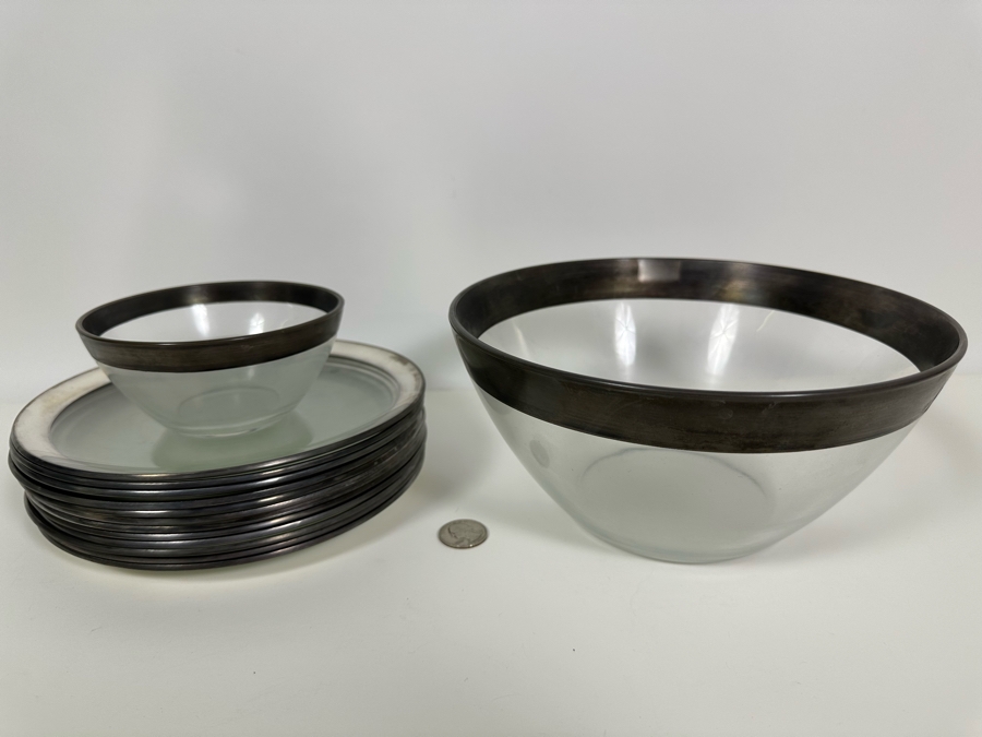 Dorothy Thorpe California (12) 8' Glass Plates, 5' Glass Bowl & 9' Glass Bowl [Photo 2]
