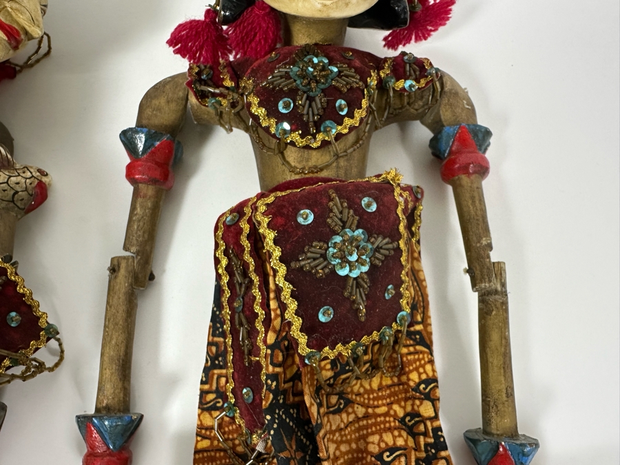 Pair Of Indonesian Rod Puppets 26L [Photo 5]