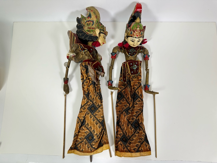 Pair Of Indonesian Rod Puppets 26L [Photo 2]