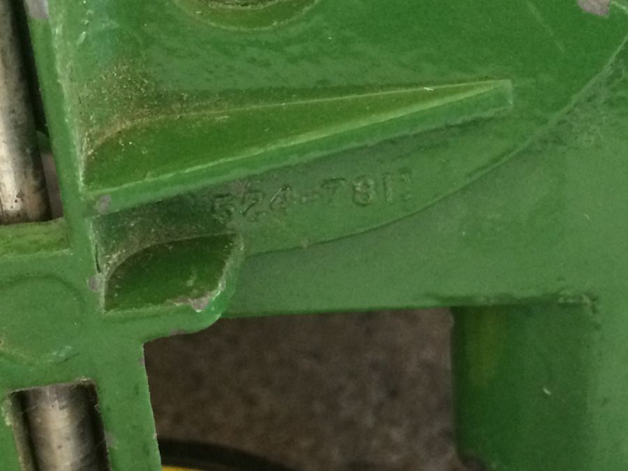 John Deere Combine w/ Yellow Top and Accessory Toy [Photo 14]