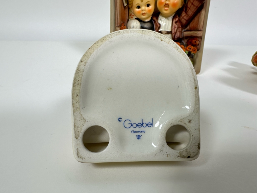 Set Of Three Vintage German Hummels: Little Gardener Figurine, One 4 U, One 4 Me Place Card & Vacation Time Wall Plaque [Photo 11]