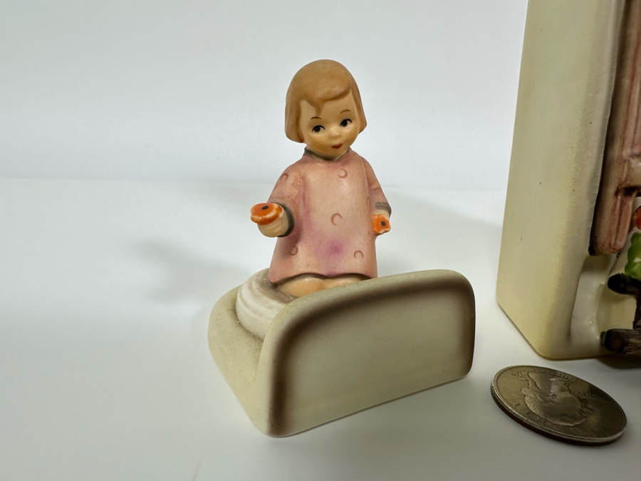 Set Of Three Vintage German Hummels: Little Gardener Figurine, One 4 U, One 4 Me Place Card & Vacation Time Wall Plaque [Photo 9]