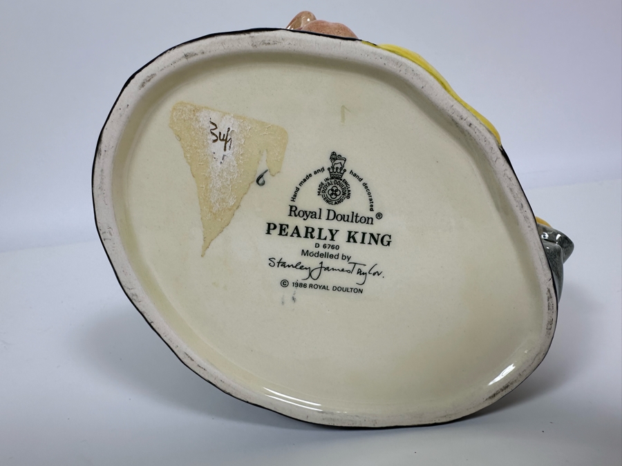 Vintage 1986 Royal Doulton Toby Mug 'Pearly King' D6760 Large Made In England 7H [Photo 6]