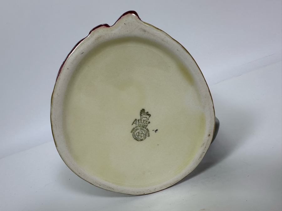 Vintage Early Royal Doulton Toby Mug With 'A' Mark 'Sam Weller' Charles Dickens' Characters D6064 Large Made In England 5.25H Estimate $100 [Photo 6]