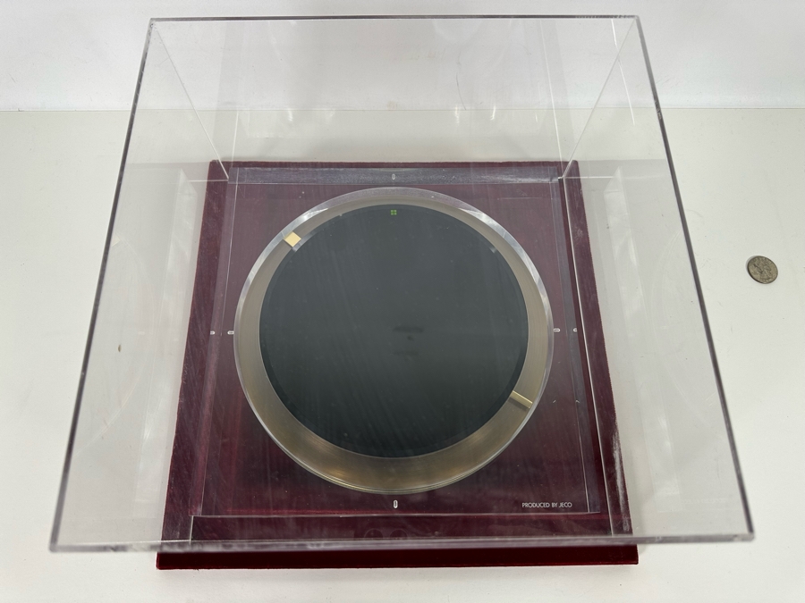 JECO Magnetic Table Clock With Magnetic Second Hand That Spins Ball Around In Acrylic Display Case 12W X 12H X 7.5D [Photo 2]