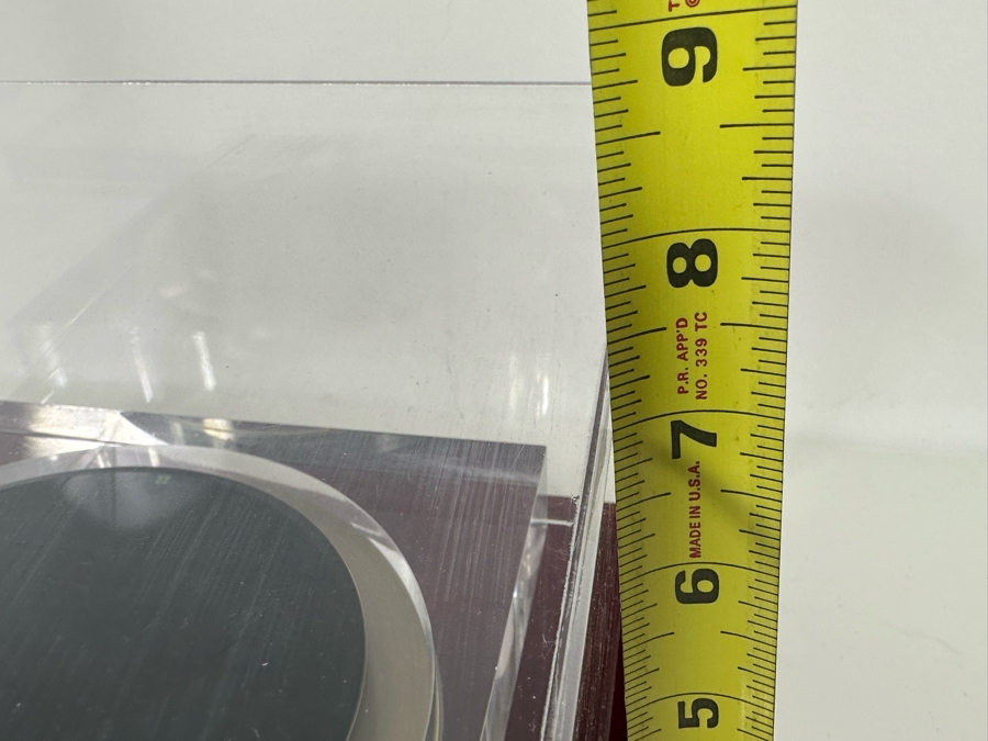 JECO Magnetic Table Clock With Magnetic Second Hand That Spins Ball Around In Acrylic Display Case 12W X 12H X 7.5D [Photo 11]