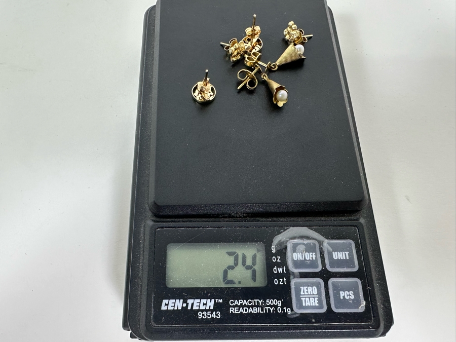 Three Pair Of 14K Gold Earrings 2.4g [Photo 8]