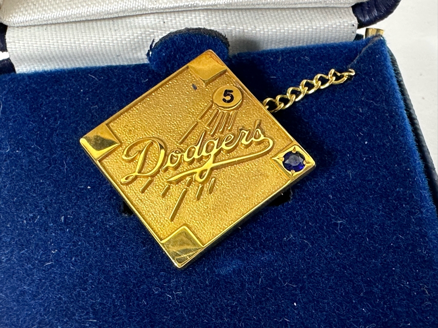 Los Angeles Dodgers 5 Year Gold-Filled Pin [Photo 5]