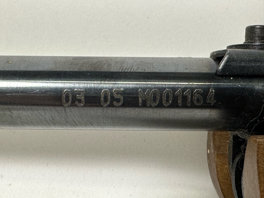 Mendoza .177 Caliber Air Rifle Pellet Gun Model RM 10 36L With Soft Case [Photo 10]