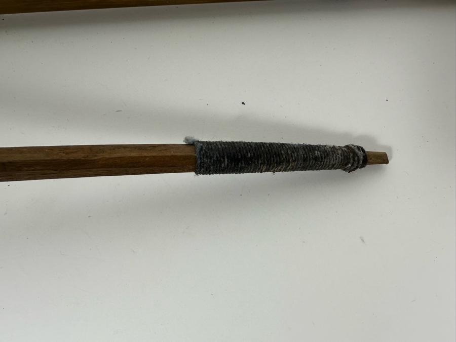 Vintage Bow 55L And Collection Of Arrows With Various Arrowheads 44L [Photo 11]