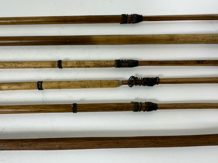 Vintage Bow 55L And Collection Of Arrows With Various Arrowheads 44L [Photo 8]