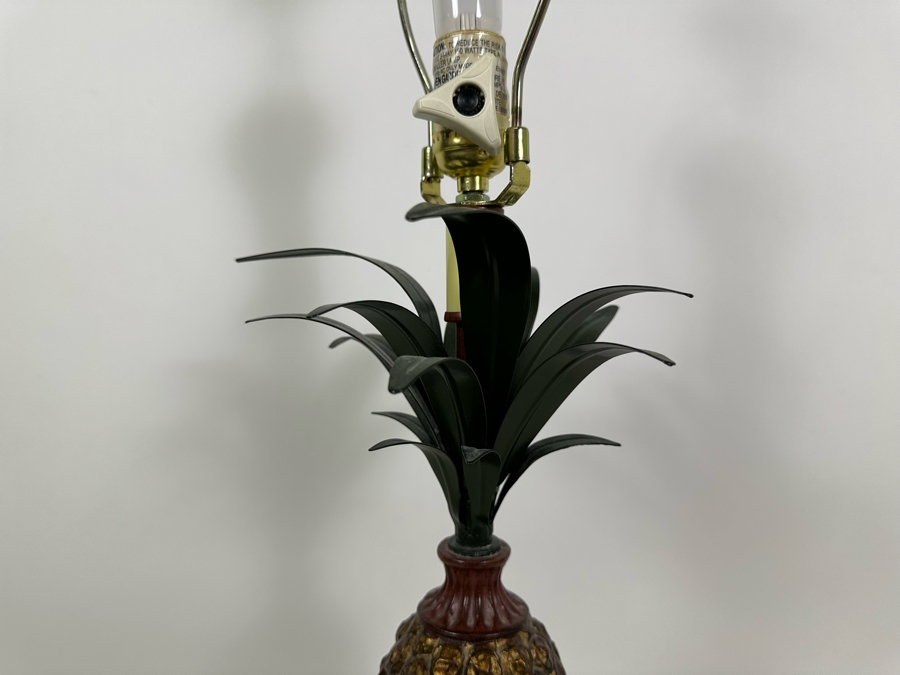 Metal Pineapple Table Lamp No Shade 32H [Photo 5]