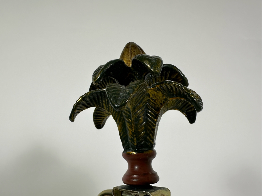 Metal Pineapple Table Lamp No Shade 32H [Photo 6]