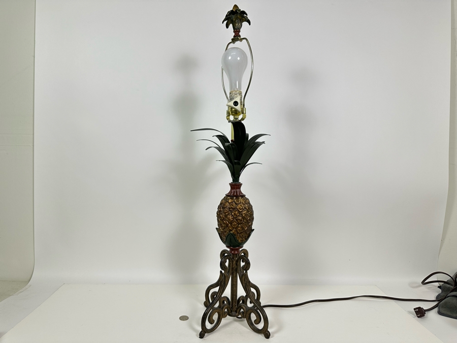 Metal Pineapple Table Lamp No Shade 32H [Photo 2]