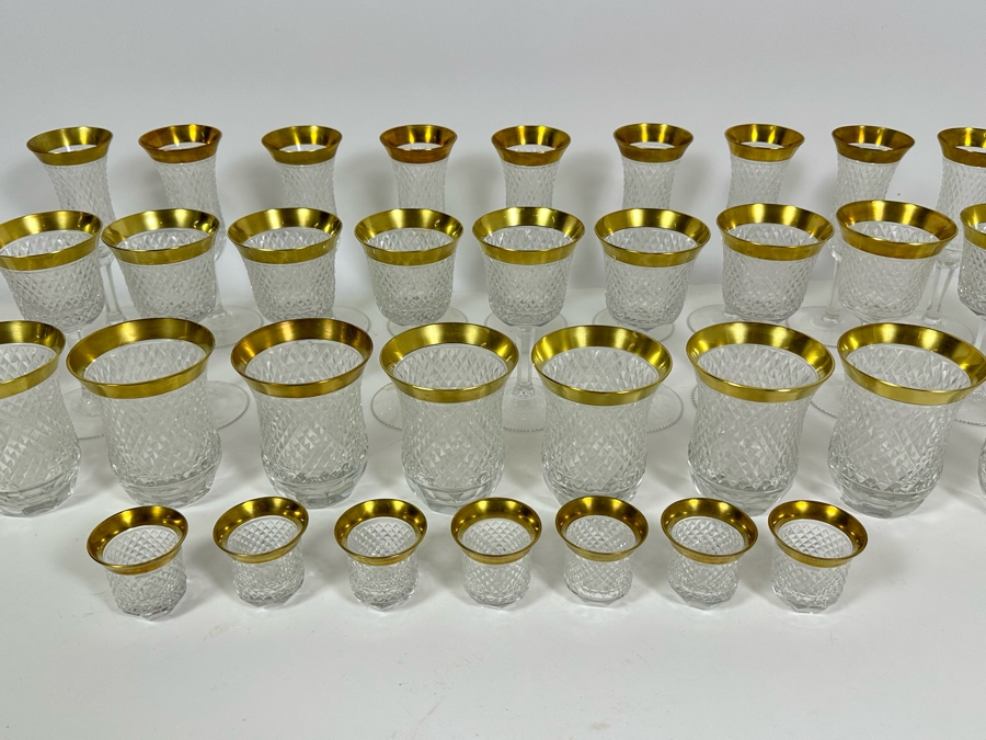 37 Piece Gold Rim Glasses And Stemware [Photo 5]