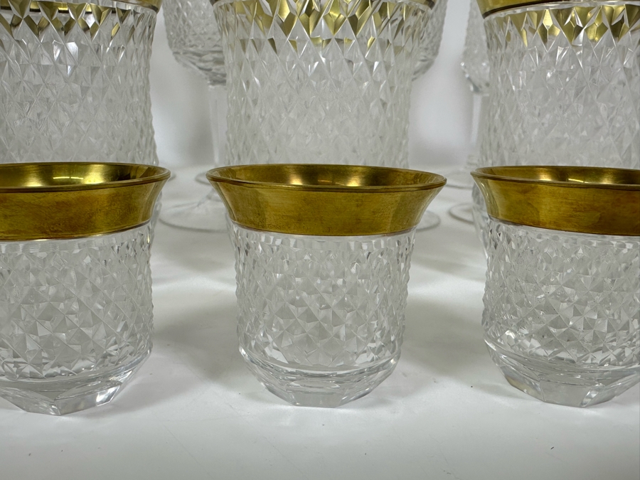 37 Piece Gold Rim Glasses And Stemware [Photo 8]