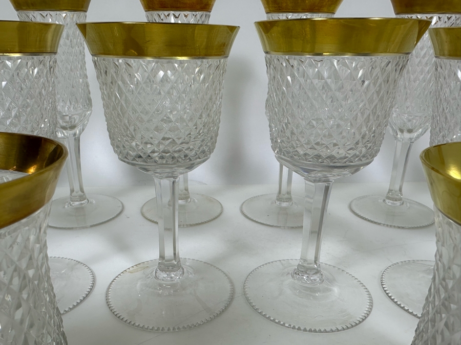 37 Piece Gold Rim Glasses And Stemware [Photo 10]