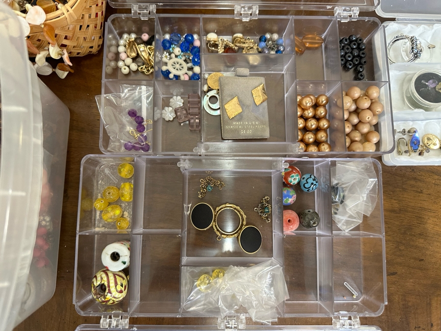 Collection Of Jewelry Making Beads And Costume Jewelry - See Photos [Photo 9]