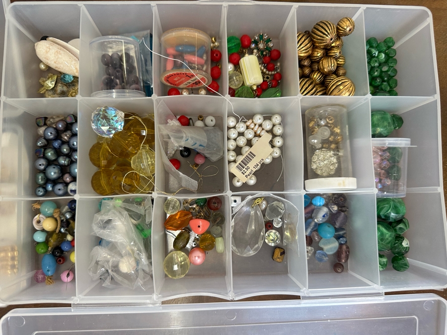 Collection Of Jewelry Making Beads And Costume Jewelry - See Photos [Photo 11]