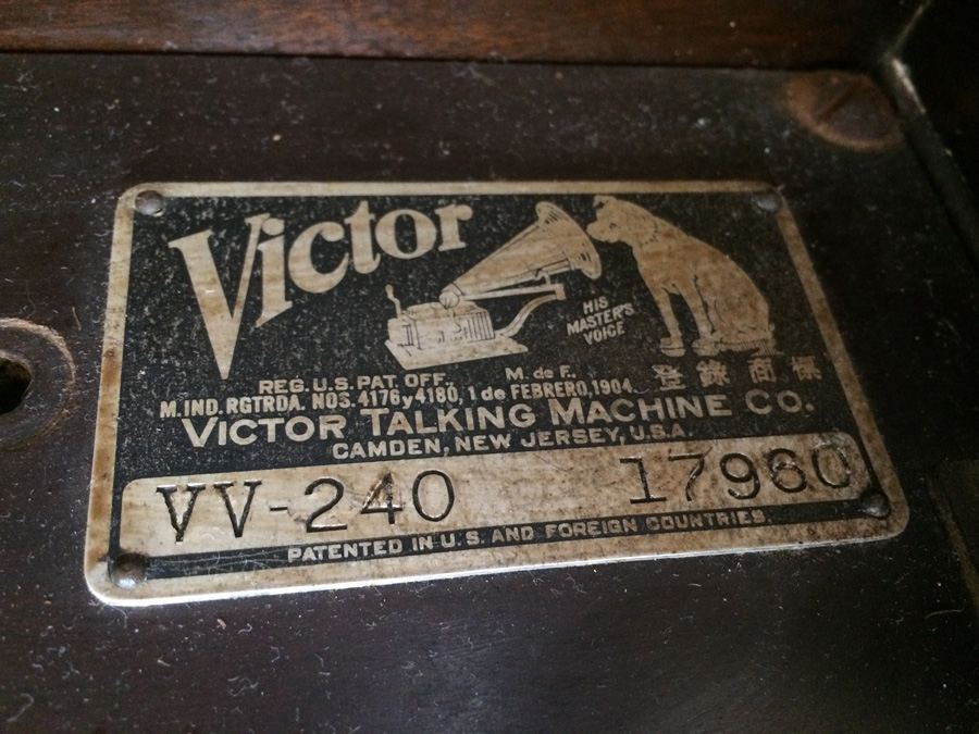 Victrolla Cabinet - Record Player Removed - Excellent Graphics [Photo 15]