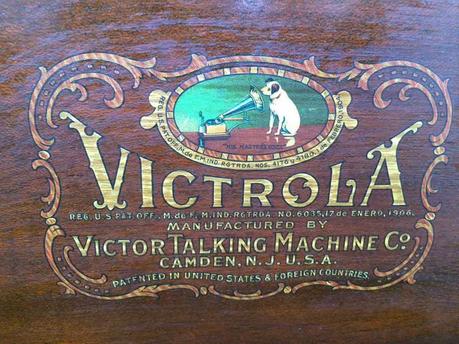 Victrolla Cabinet - Record Player Removed - Excellent Graphics [Photo 17]