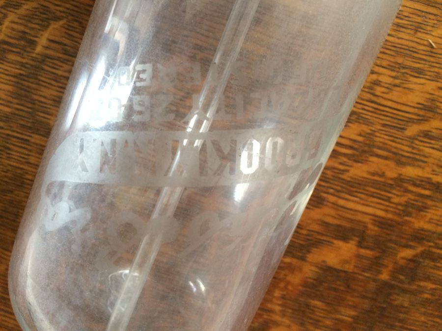 Vintage Seltzer Bottle - Brooklyn, NY - Note Small Chip in Glass [Photo 10]