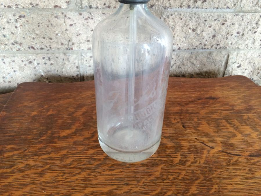 Vintage Seltzer Bottle - Brooklyn, NY - Note Small Chip in Glass [Photo 13]