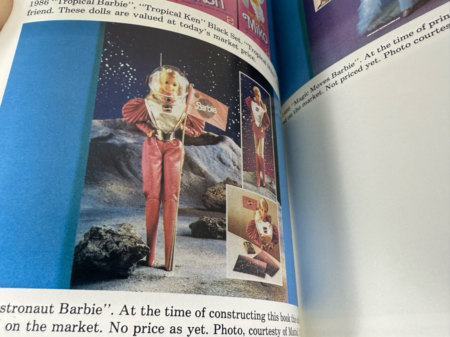 Four Barbie Collector's Books And Nostalgic Barbie Calendars From 1990 & 1991 [Photo 8]
