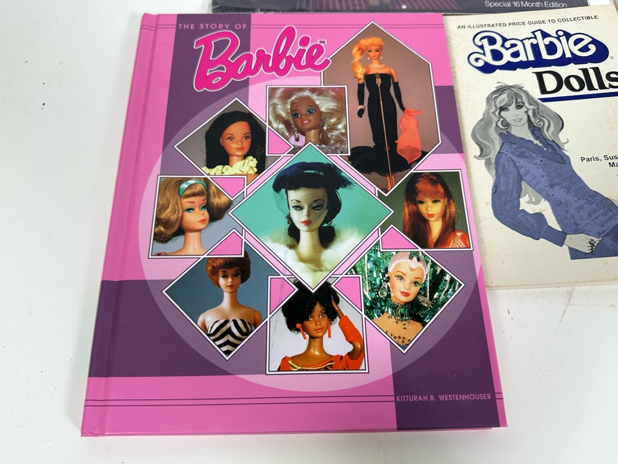 Four Barbie Collector's Books And Nostalgic Barbie Calendars From 1990 & 1991 [Photo 17]