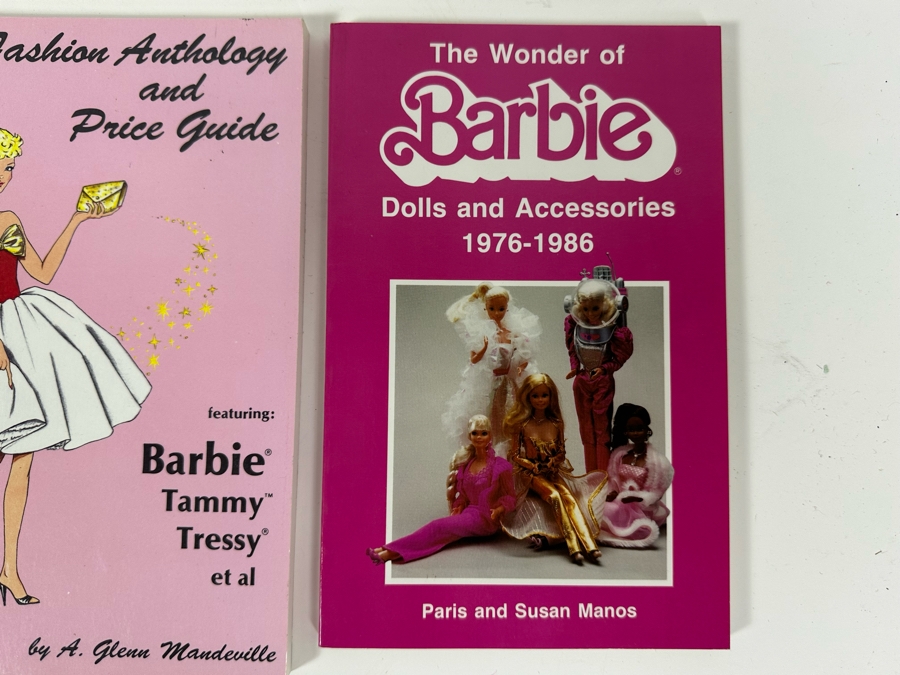 Four Barbie Collector's Books And Nostalgic Barbie Calendars From 1990 & 1991 [Photo 4]