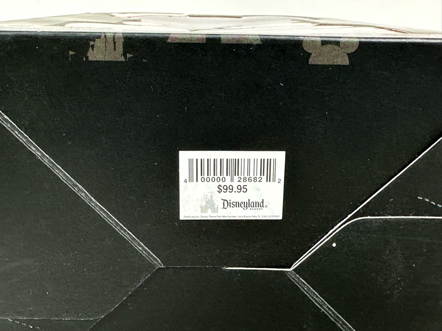 Vintage Walt Disney Disneyland Theme Park Merchandise Vinylmation 9' Collectible Vinyl Mickey Mouse Figure Limited Edition Of 950 Pieces New In Box With Disney Trading Pin [Photo 11]