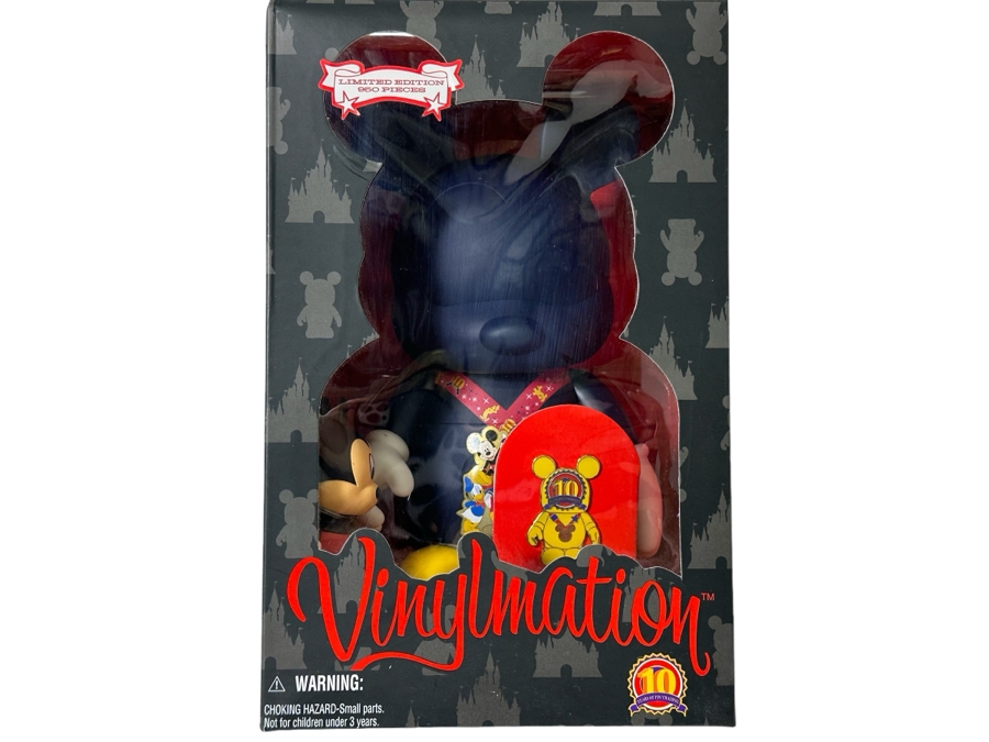 Vintage Walt Disney Disneyland Theme Park Merchandise Vinylmation 9' Collectible Vinyl Mickey Mouse Figure Limited Edition Of 950 Pieces New In Box With Disney Trading Pin