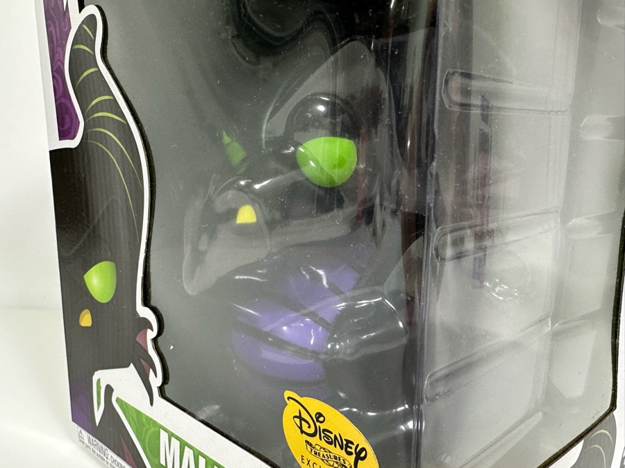 Vintage FUNKO Vinyl Figurine Disney Maleficent #327 New In Box 8H [Photo 7]