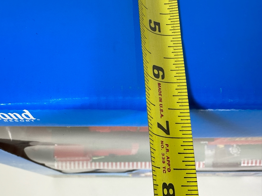 Vintage Disney Railroad Train Set Sold At Disneyland Resort New In Box Excellent Condition 25W X 18.5H X 6.5D [Photo 18]