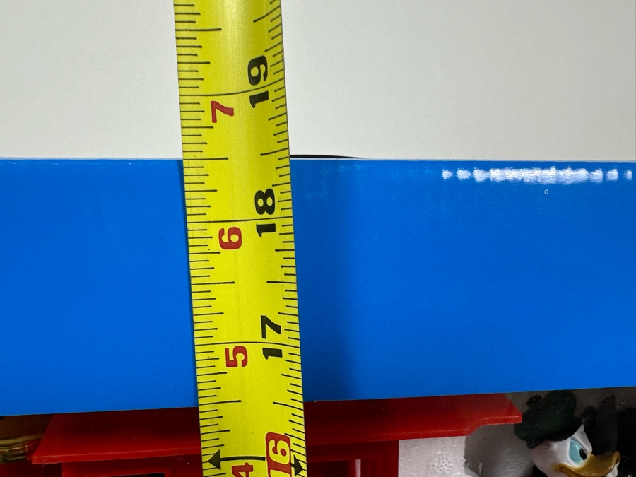 Vintage Disney Railroad Train Set Sold At Disneyland Resort New In Box Excellent Condition 25W X 18.5H X 6.5D [Photo 17]