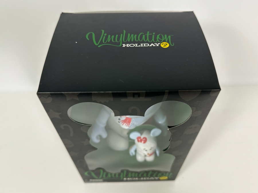 Vintage Walt Disney Disneyland Theme Park Merchandise Vinylmation Holiday #2 9' Collectible Vinyl Mickey Mouse Figure Limited Edition Of 1,000 Pieces New In Box [Photo 6]