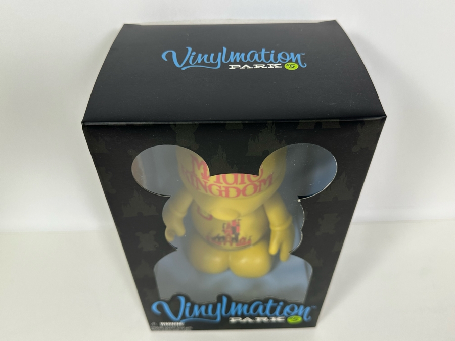 Vintage Walt Disney Disneyland Theme Park Merchandise Vinylmation Magic Kingdom Park #5 9' Collectible Vinyl Mickey Mouse Figure Limited Edition Of 800 Pieces New In Box [Photo 5]