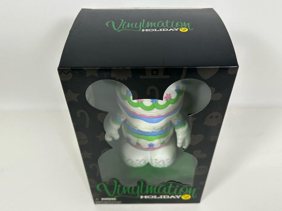 Vintage Walt Disney Disneyland Theme Park Merchandise Vinylmation Holiday #2 9' Collectible Vinyl Mickey Mouse Figure Limited Edition Of 1,000 Pieces New In Box [Photo 4]