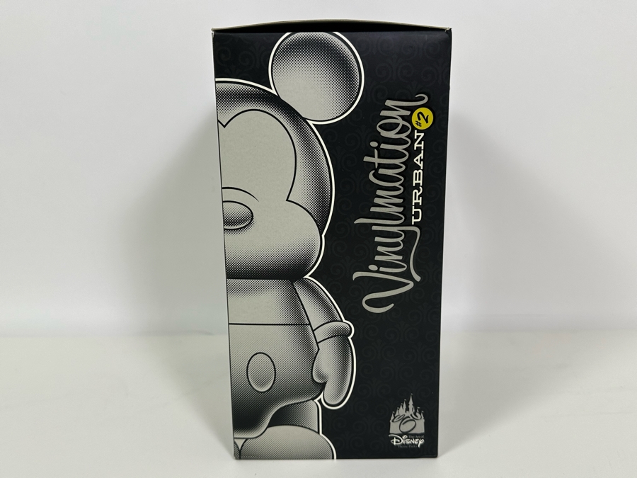Vintage Walt Disney Disneyland Theme Park Merchandise Vinylmation Urban #2 9' Collectible Vinyl Mickey Mouse Figure Limited Edition Of 500 Pieces New In Box [Photo 8]