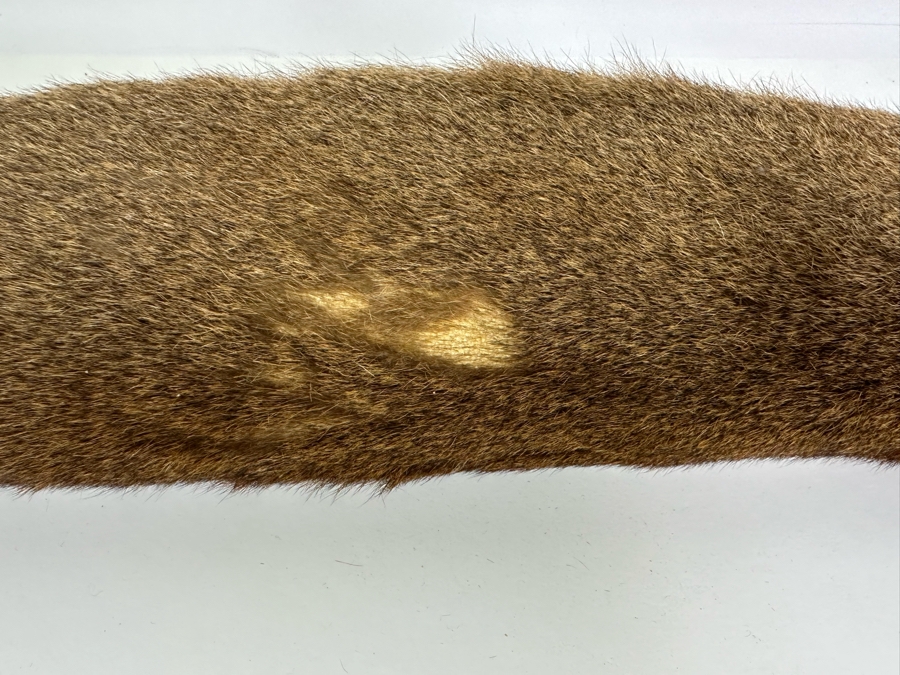 Vintage Arrows 29L With Decorated Deer Skin Quiver [Photo 13]